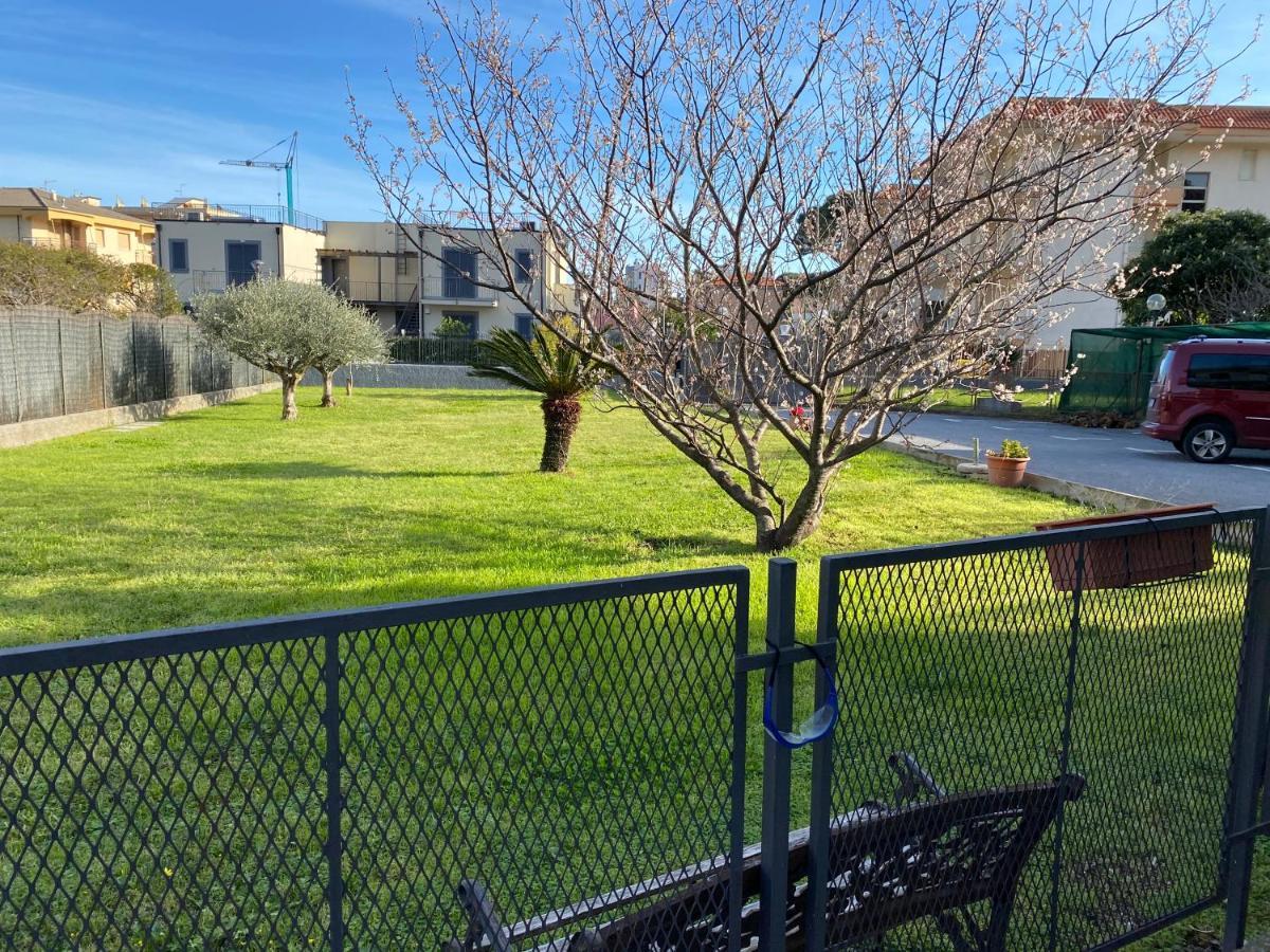 I Fiori Di Pietra Apart otel Pietra Ligure Dış mekan fotoğraf