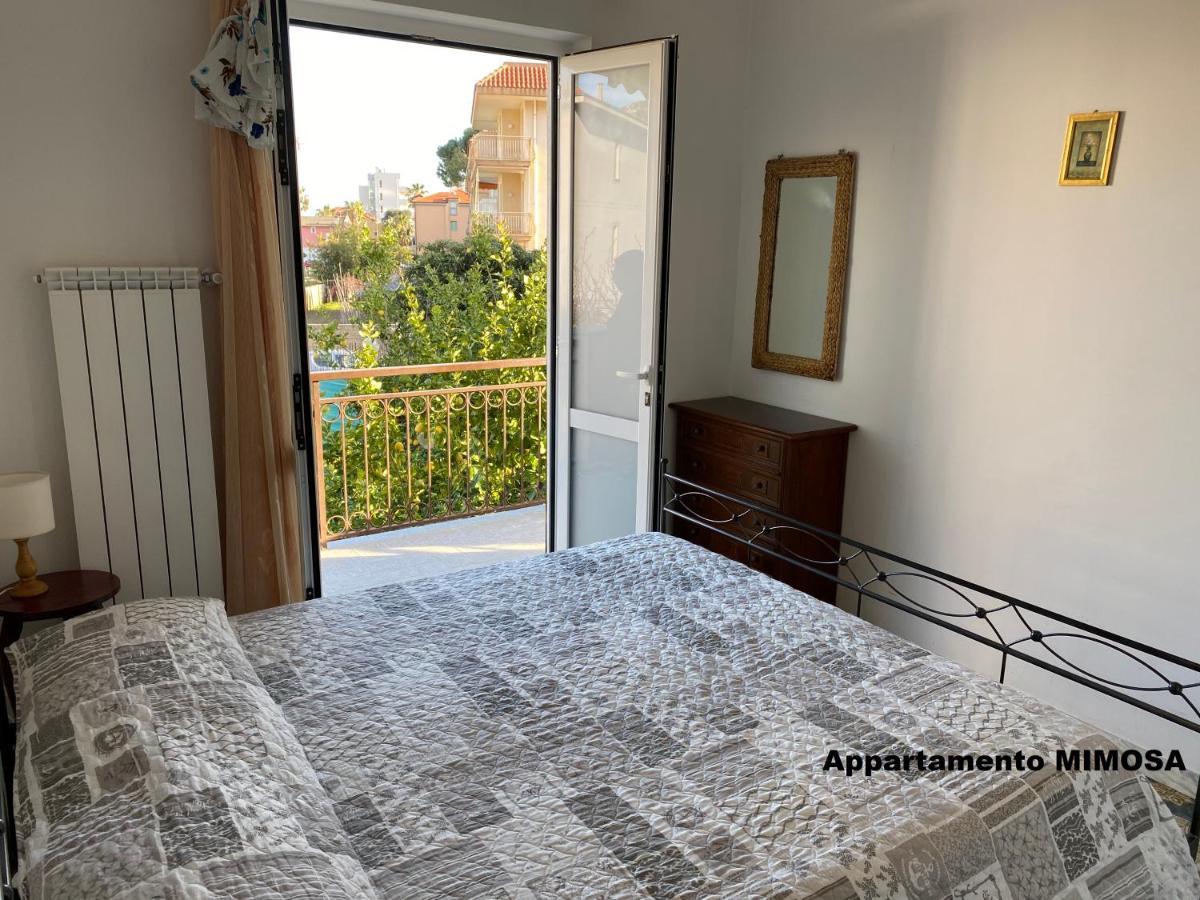 I Fiori Di Pietra Apart otel Pietra Ligure Dış mekan fotoğraf